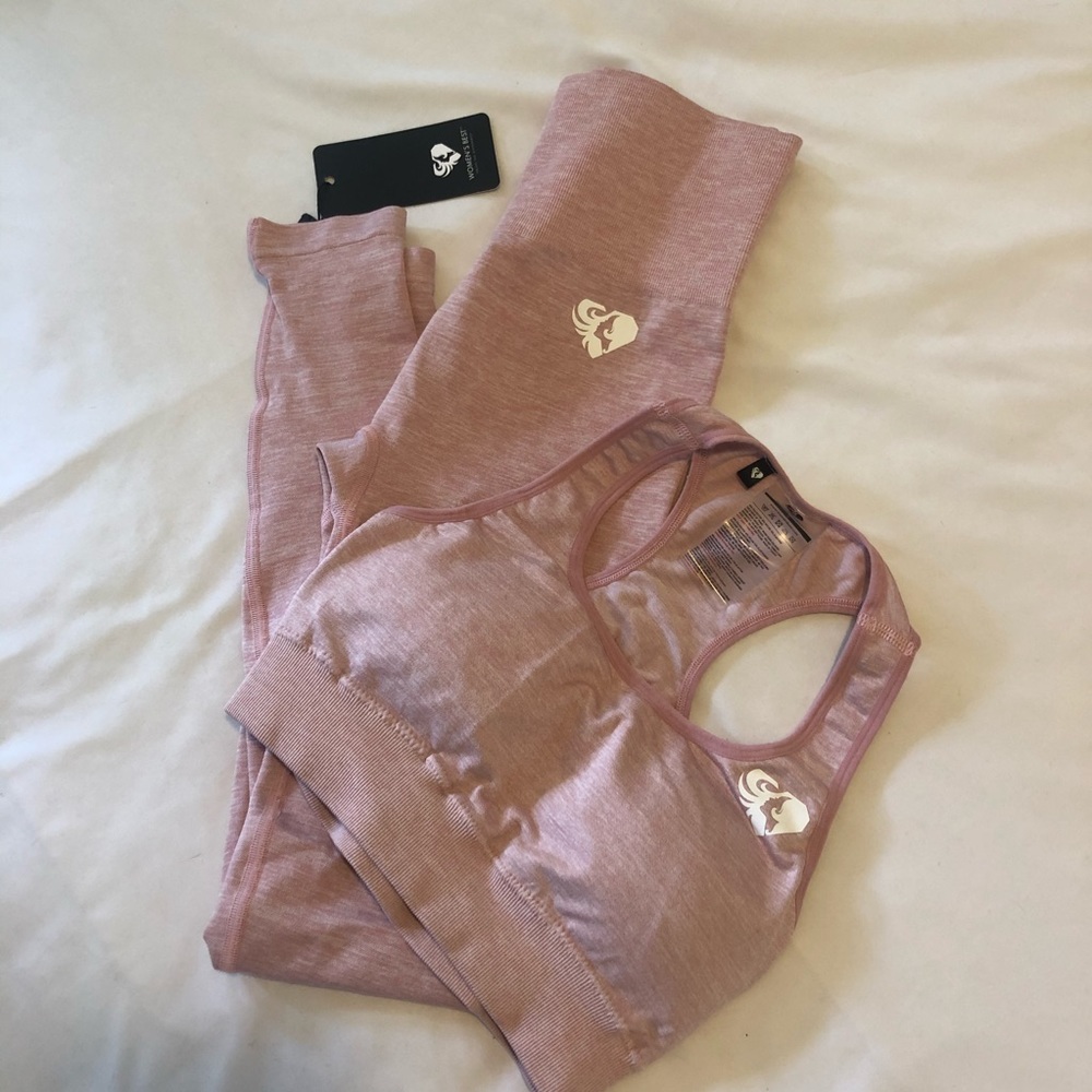 Women’s Best Move Seamless Set Size Small